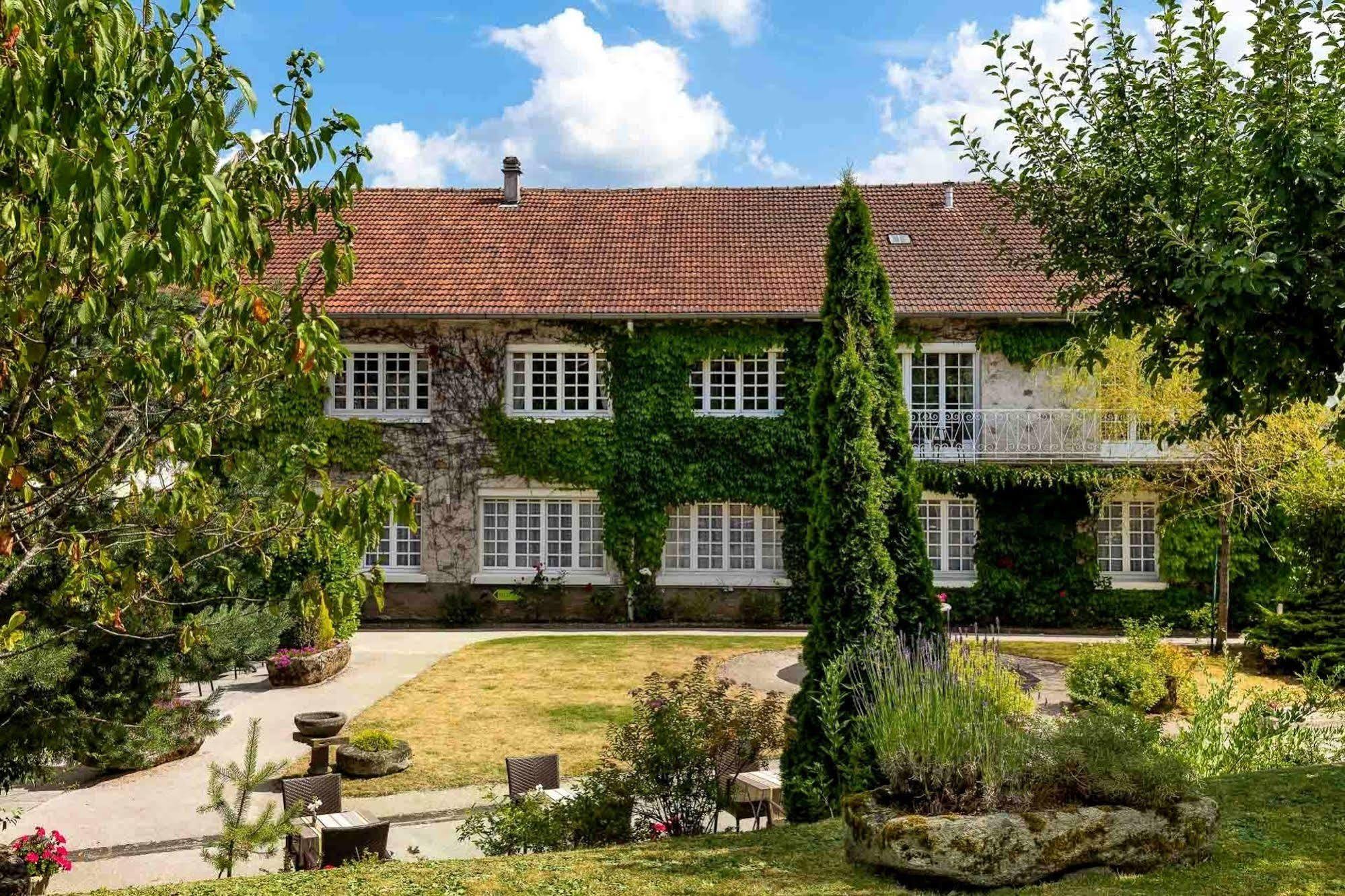 Отель Logis La Thomasse Орийак Экстерьер фото